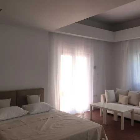 Anestis Apartment